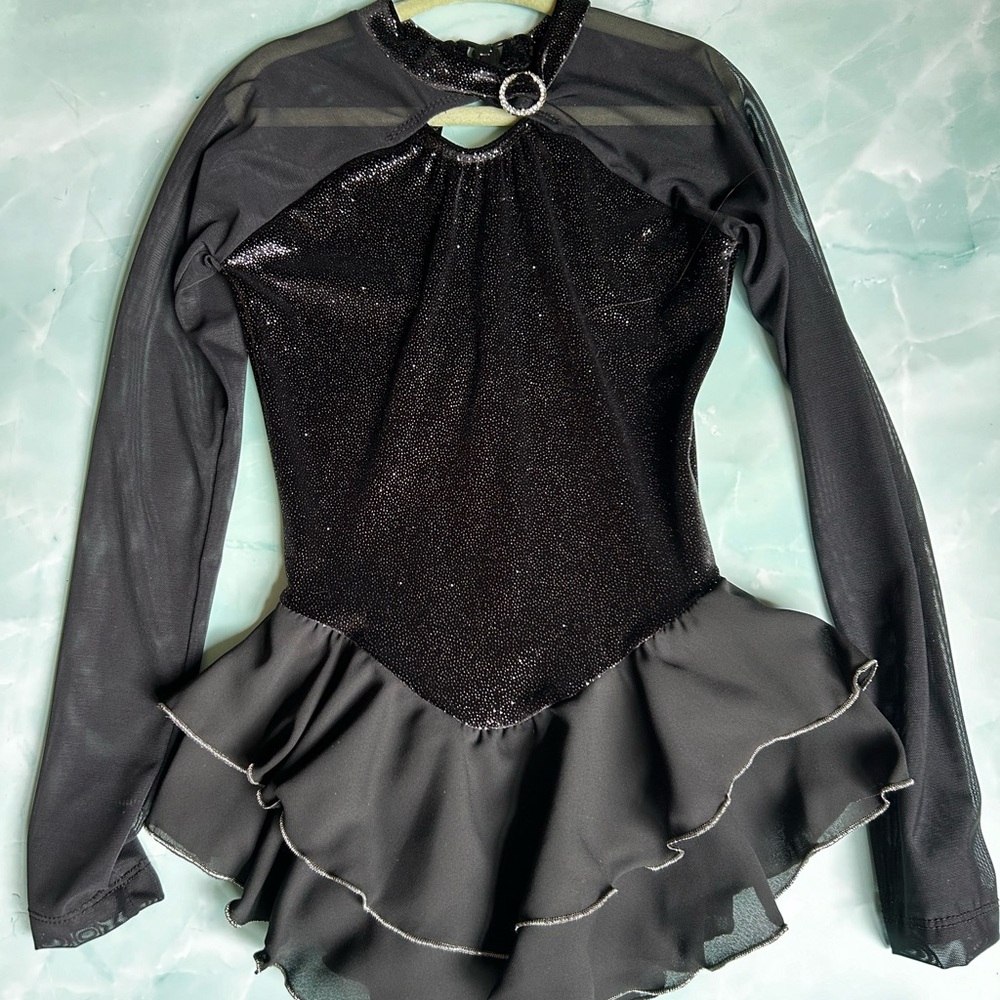 NWOT Jerry’s Skating Child 6/8 Black Sparkly Figure Skating Dress